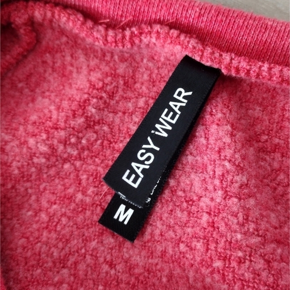 Easy Wear red distressed sweatshirt with ship/kraken sea scene - Picture 10 of 12